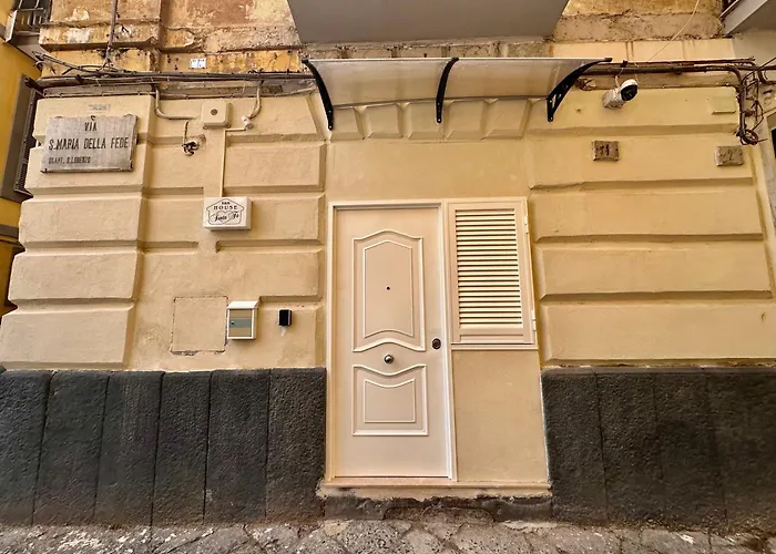 House Santa Fe